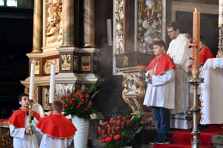 Błogosławieństwo lektorów, ceremoniarzy i nadzwyczajnych szafarzy