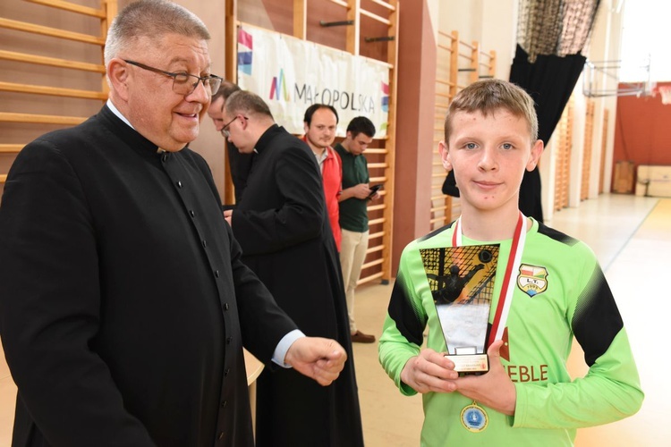 Diecezjalny finał w piłce nożnej halowej  