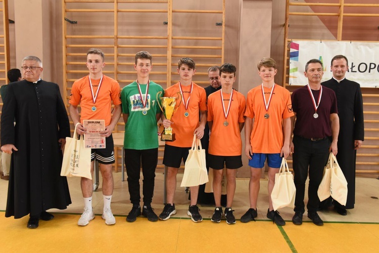 Diecezjalny finał w piłce nożnej halowej  