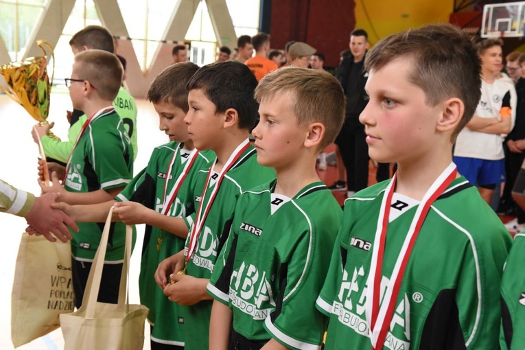 Diecezjalny finał w piłce nożnej halowej  