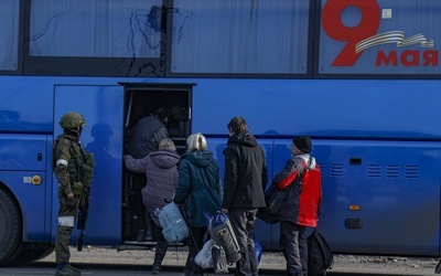 Z Azowstalu ewakuowano już wszystkie kobiety, dzieci i starszych