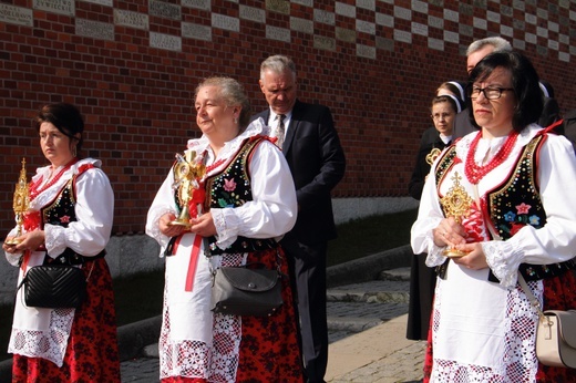 Procesja z Wawelu na Skałkę 2022