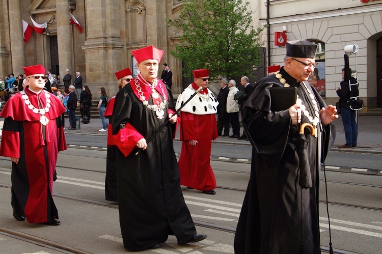 Procesja z Wawelu na Skałkę 2022