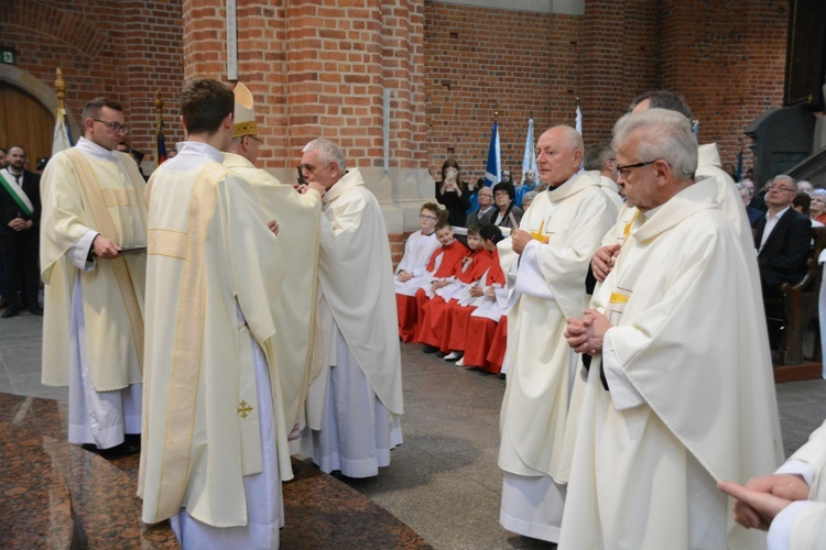 Pierwsza jubileuszowa pielgrzymka dekanalna do katedry