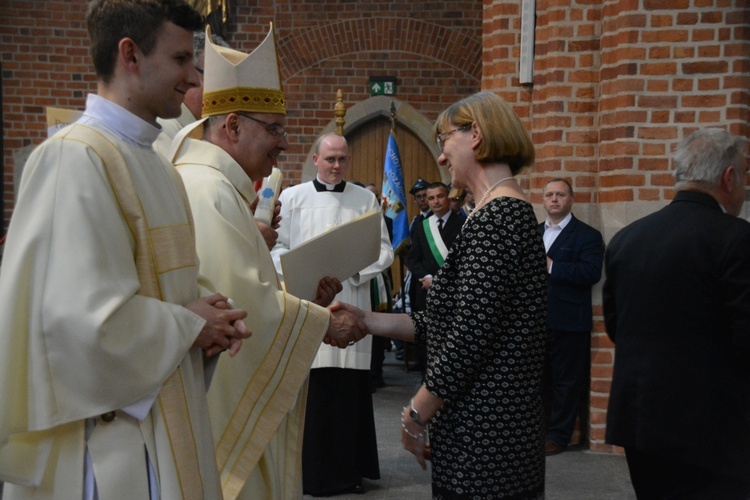 Pierwsza jubileuszowa pielgrzymka dekanalna do katedry