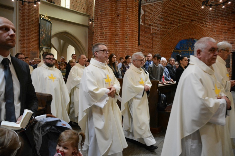 Pierwsza jubileuszowa pielgrzymka dekanalna do katedry