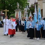 Pierwsza jubileuszowa pielgrzymka dekanalna do katedry