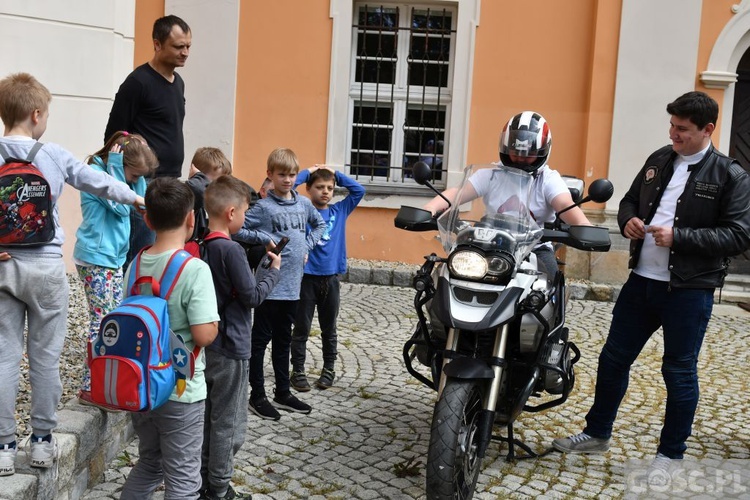 Diecezjalna Pielgrzymka Służby Liturgicznej Ołtarza do Paradyża 