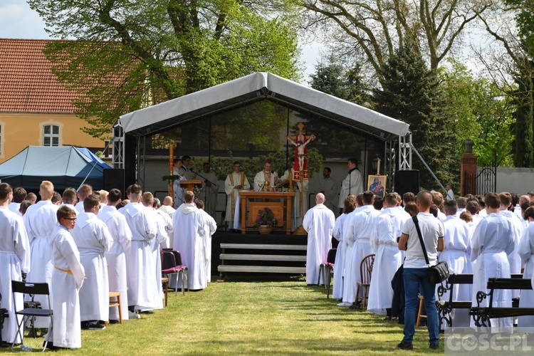 Diecezjalna Pielgrzymka Służby Liturgicznej Ołtarza do Paradyża 