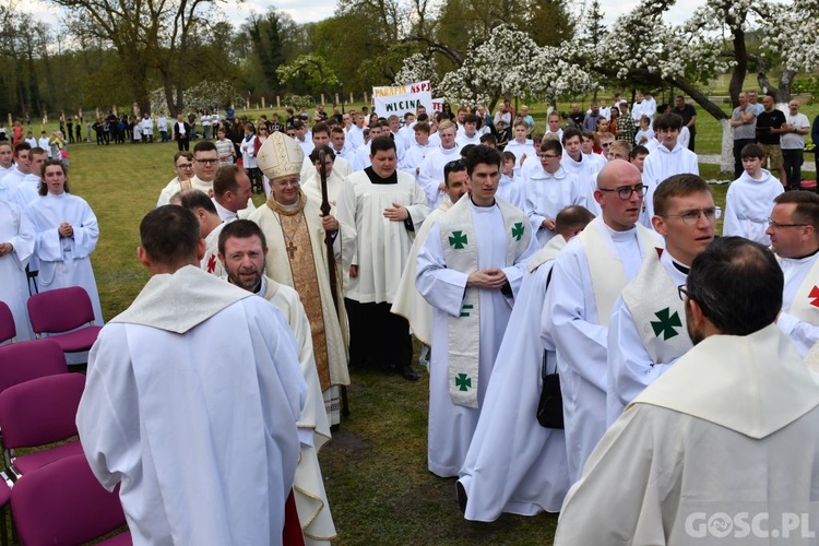 Diecezjalna Pielgrzymka Służby Liturgicznej Ołtarza do Paradyża 