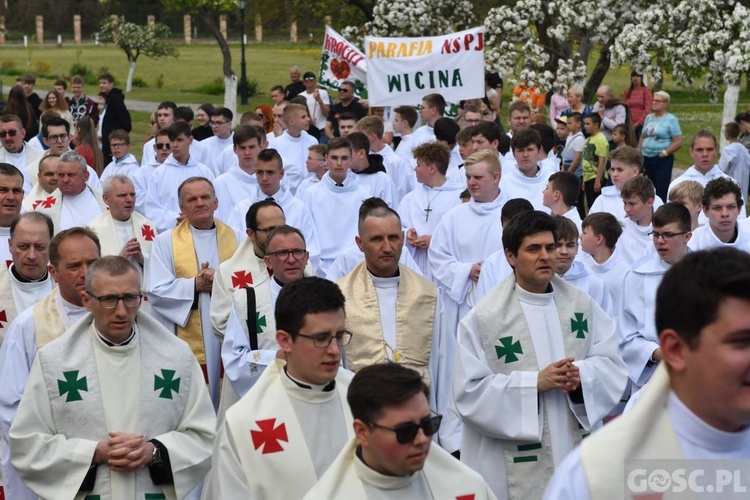 Diecezjalna Pielgrzymka Służby Liturgicznej Ołtarza do Paradyża 