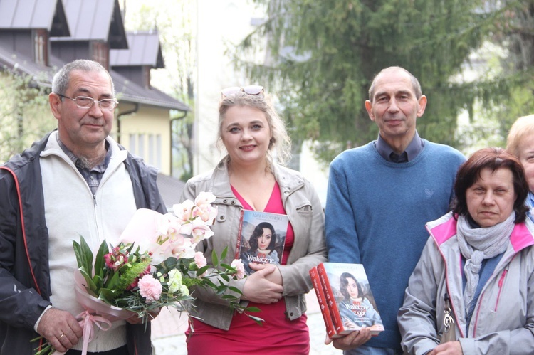 Szczawnica. Spotkanie z Agatą Puścikowską i jej "Walecznymi z gór"