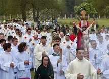 ▲	Diecezjalna Pielgrzymka Służby Liturgicznej  do Paradyża odbyła się 7 maja.