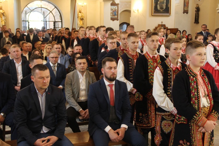 Bierzmowanie w Podegrodziu 2022