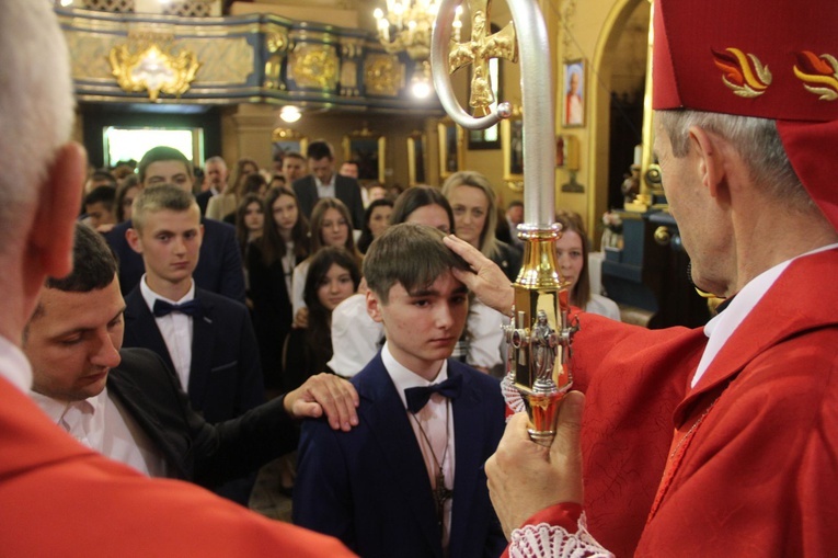 Bierzmowanie w Dobrkowie 2022