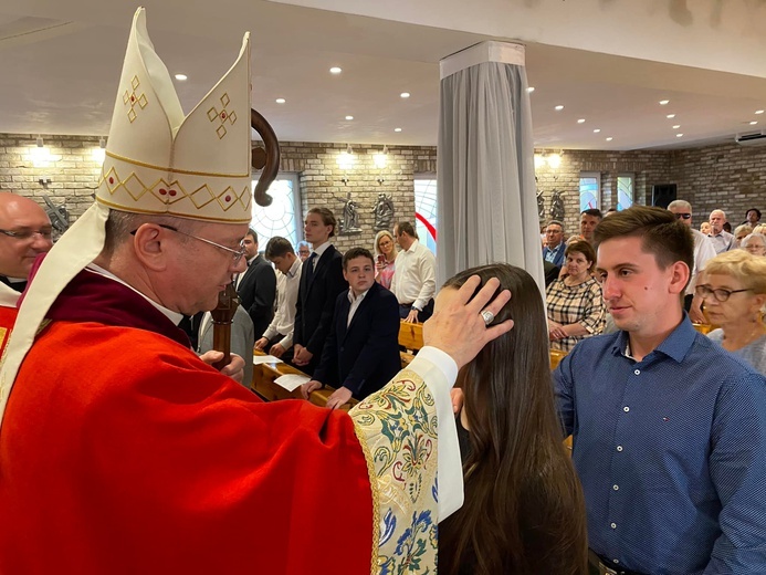 Zielona Góra. Bierzmowanie u św. Stanisława