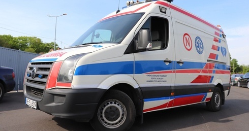Ambulans dla noworodków z Ukrainy naprawili pracownicy MPO