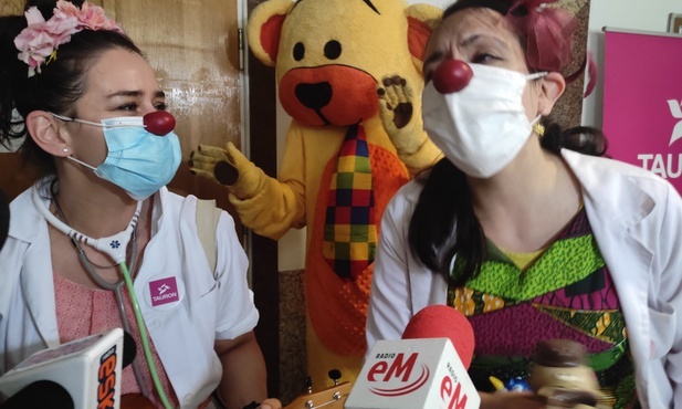 Śląskie. Będzie więcej klownów na oddziałach dziecięcych w szpitalach