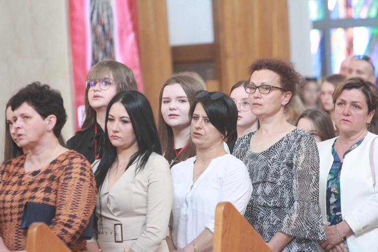 Bierzmowanie w Łękach Górnych