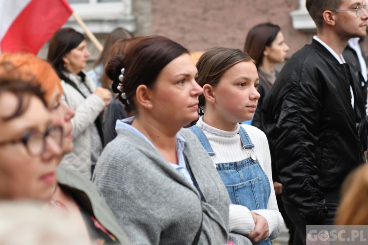 Mieszkańcy Rzepina razem z Matką Bożą Fatmiską prosili o pokój