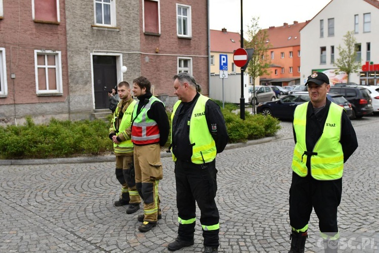 Mieszkańcy Rzepina razem z Matką Bożą Fatmiską prosili o pokój