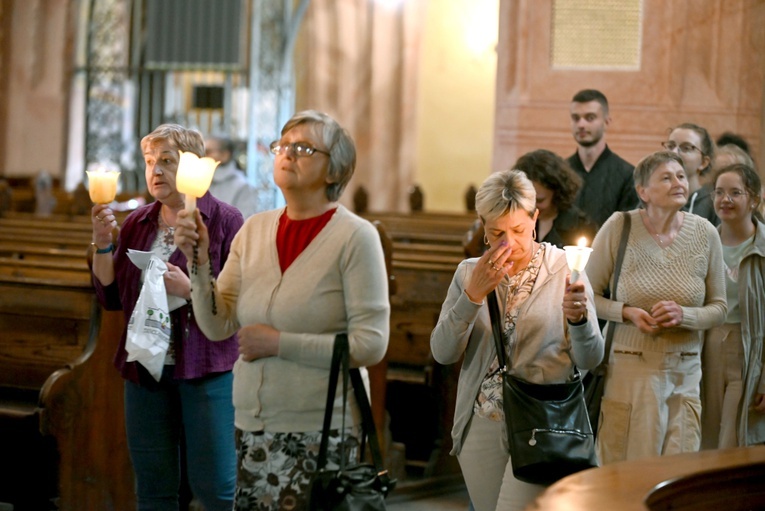 Piąta rocznica koronacji MB Uzdrowienia Chorych