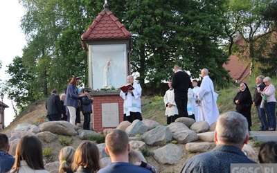 Nowa maryjna kapliczka w Zielonej Górze