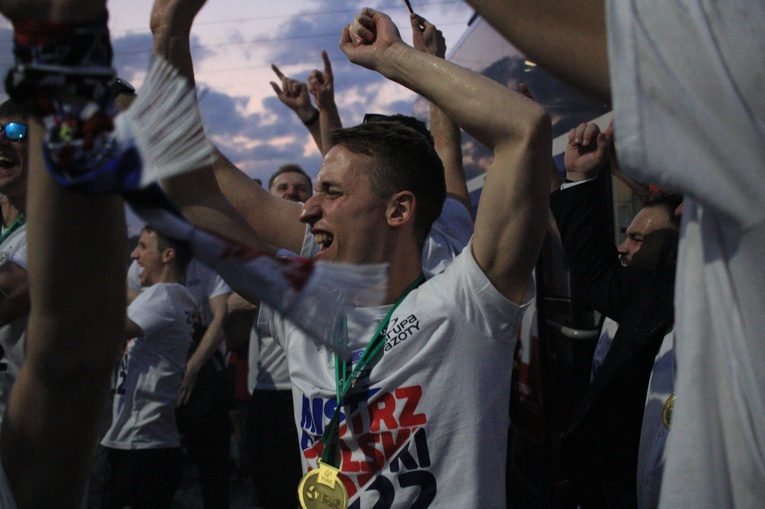 Grupa Azoty ZAKSA Kędzierzyn-Koźle mistrzem Polski! Powitanie w domu