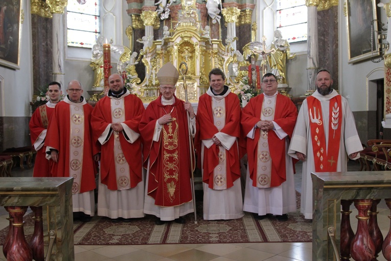 Święcenia franciszkanina