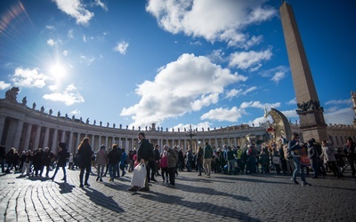 Franciszek ogłosił świętymi 10 błogosławionych: 6 mężczyzn i 4 kobiety z 4 krajów