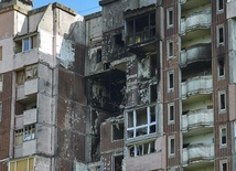 Władze Ukrainy: Rosjanie użyli w Mariupolu bomb zapalających albo fosforowych