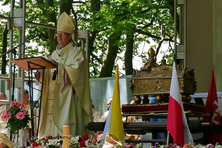 Uroczystościom przewodniczył abp Tadeusz Wojda.