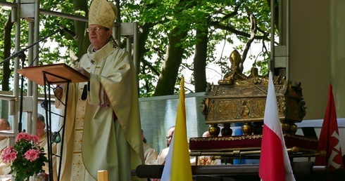 Uroczystościom przewodniczył abp Tadeusz Wojda.