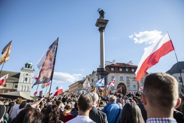 Wielka procesja różańcowa. Za Polskę