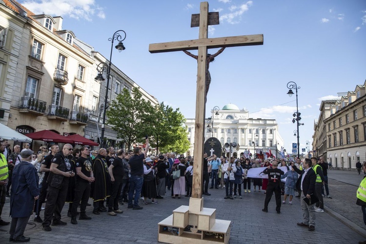 Wielka procesja różańcowa. Za Polskę