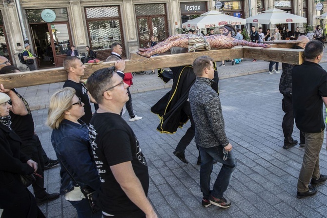 Wielka procesja różańcowa. Za Polskę