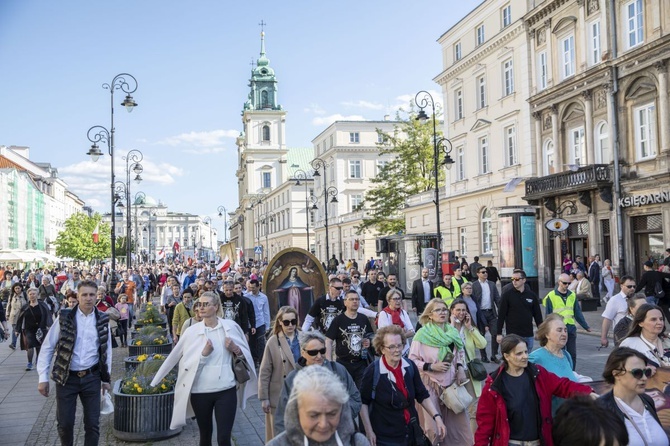 Wielka procesja różańcowa. Za Polskę