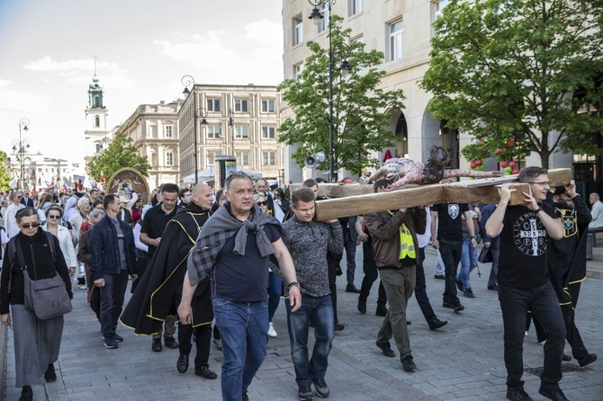 Wielka procesja różańcowa. Za Polskę