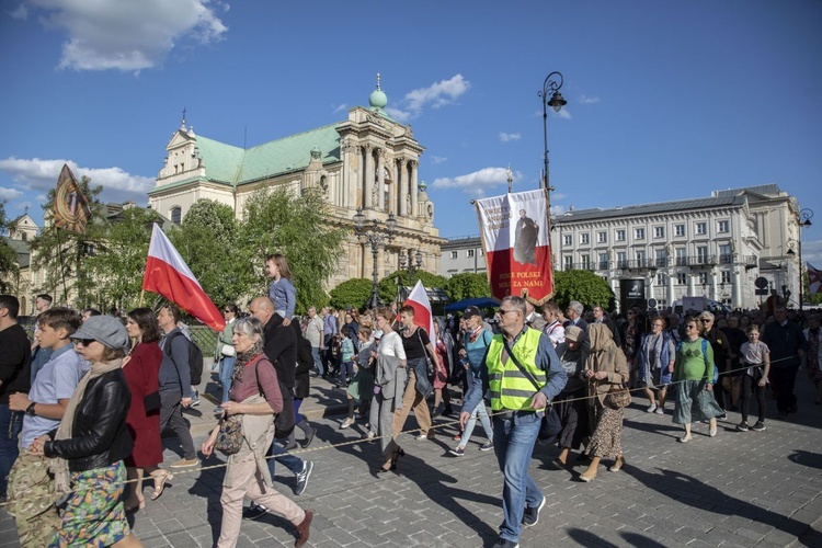 Wielka procesja różańcowa. Za Polskę