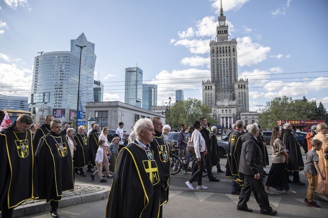 Wielka procesja różańcowa. Za Polskę