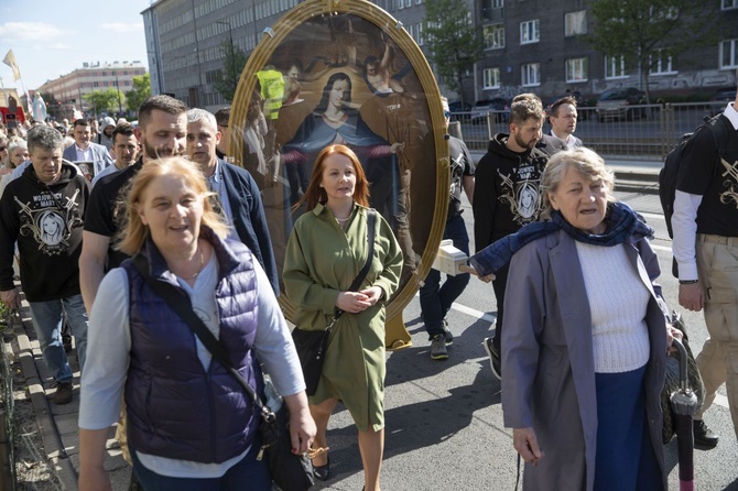 Wielka procesja różańcowa. Za Polskę