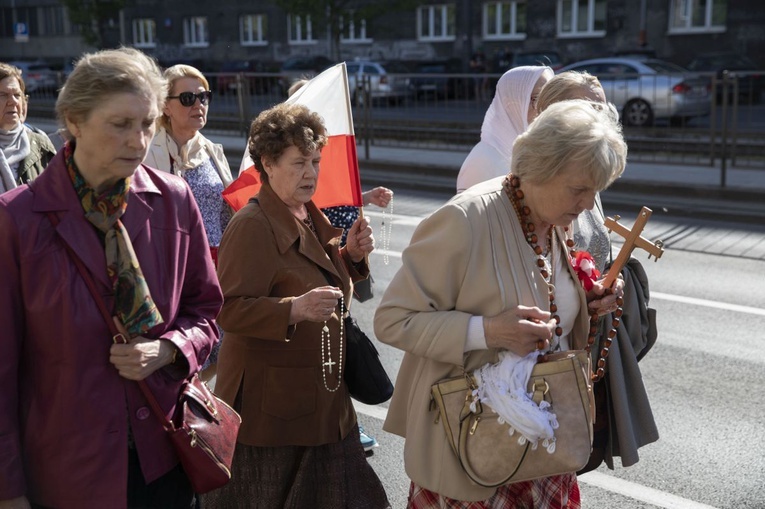 Wielka procesja różańcowa. Za Polskę