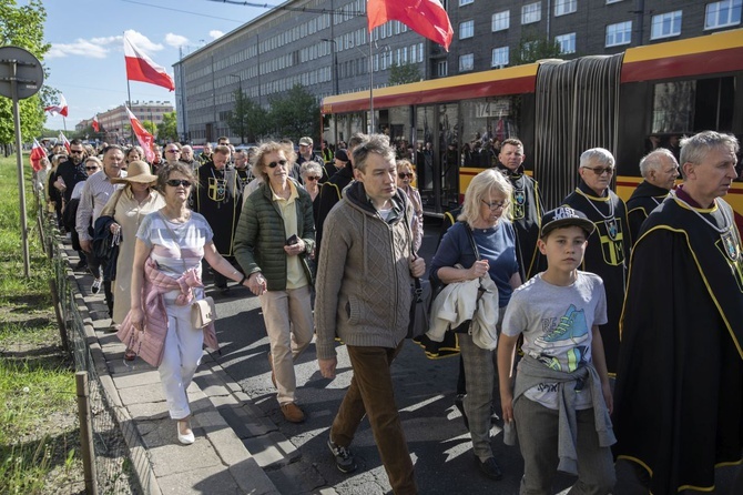 Wielka procesja różańcowa. Za Polskę