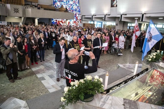 Wielka procesja różańcowa. Za Polskę