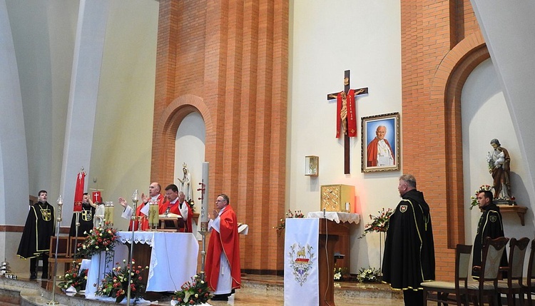 Dzień skupienia Rycerzy św. Jana Pawła II w Nowym Sączu