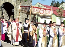 	Dziękczynieniu przewodniczył bp Edward Kawa ze Lwowa.