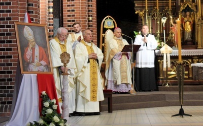 Bp Jan Kopiec: Czy zależy nam, tak jak Zacheuszowi, na przebywaniu z Bogiem?