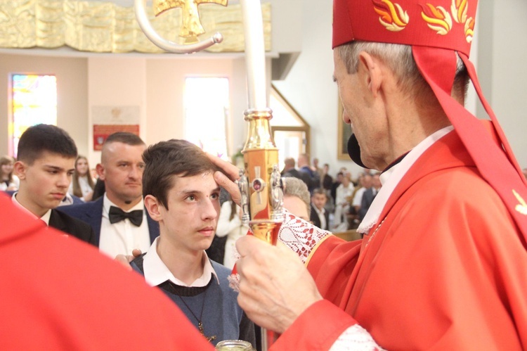 Bierzmowanie w Moszczenicy 2022