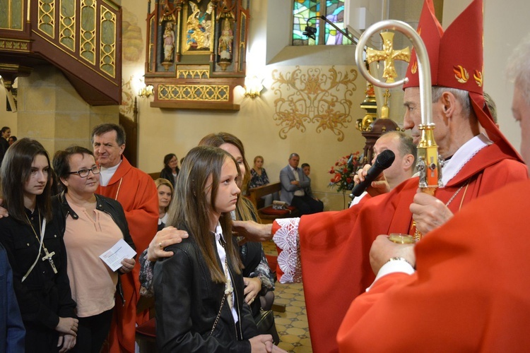 Bierzmowanie w Łużnej 2022