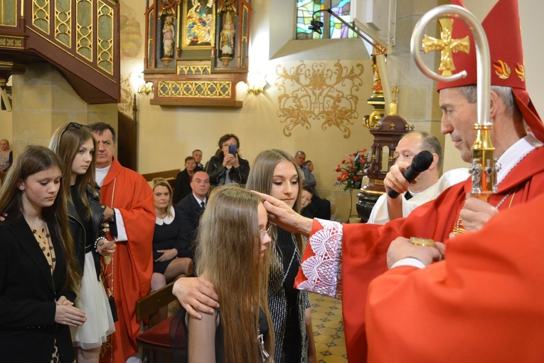 Bierzmowanie w Łużnej 2022